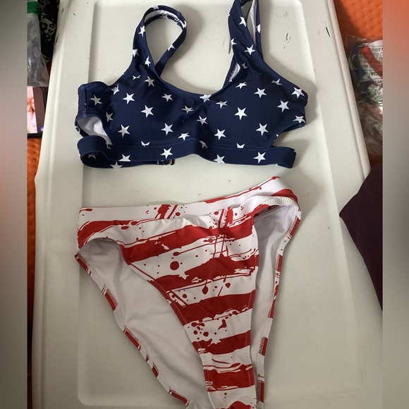Two Piece Bikini Set USA Full Coverage Swimsuit Tummy Control Padded NWOT Size M - Picture 2 of 3